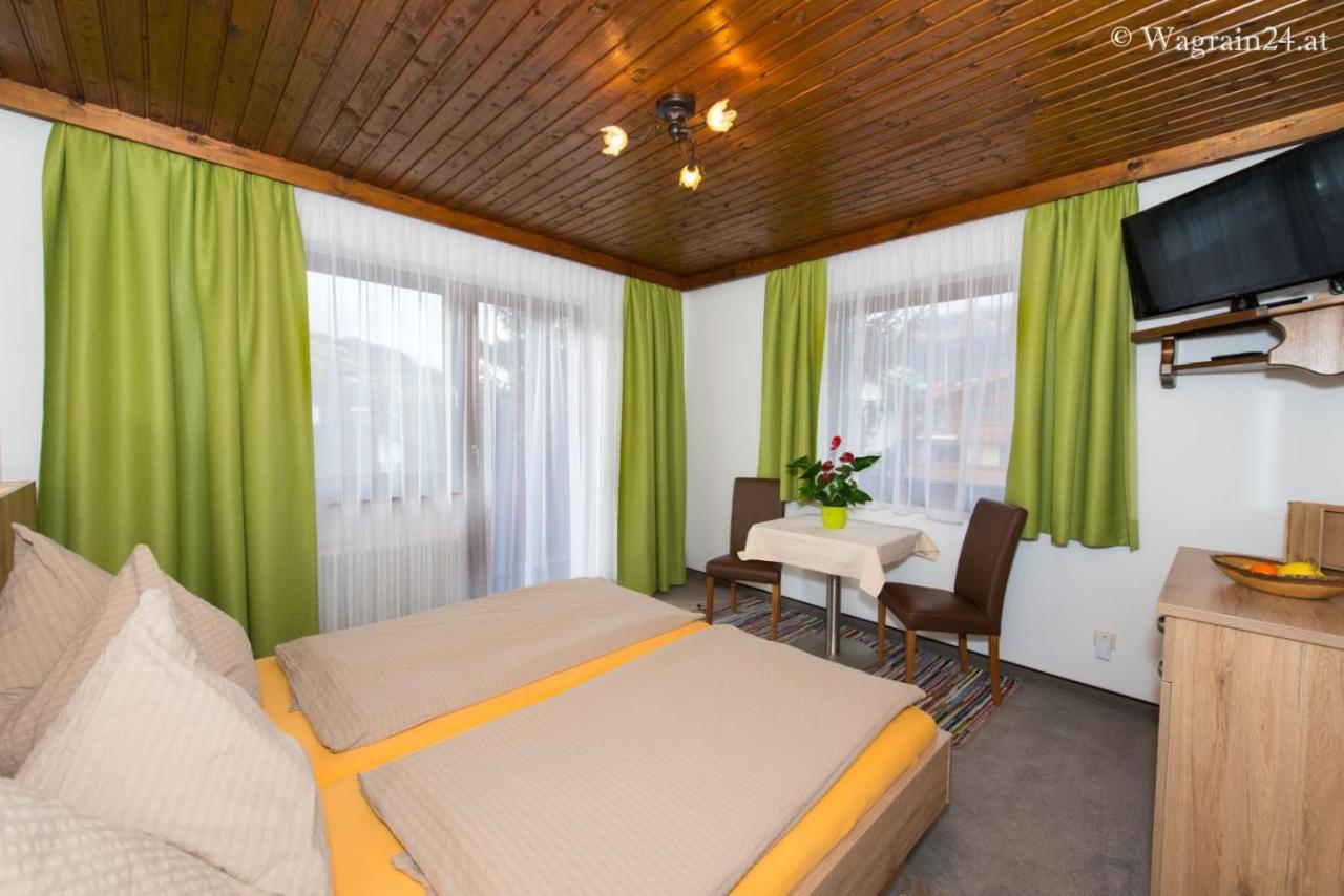 Pension Montana Ваграйн Екстер'єр фото