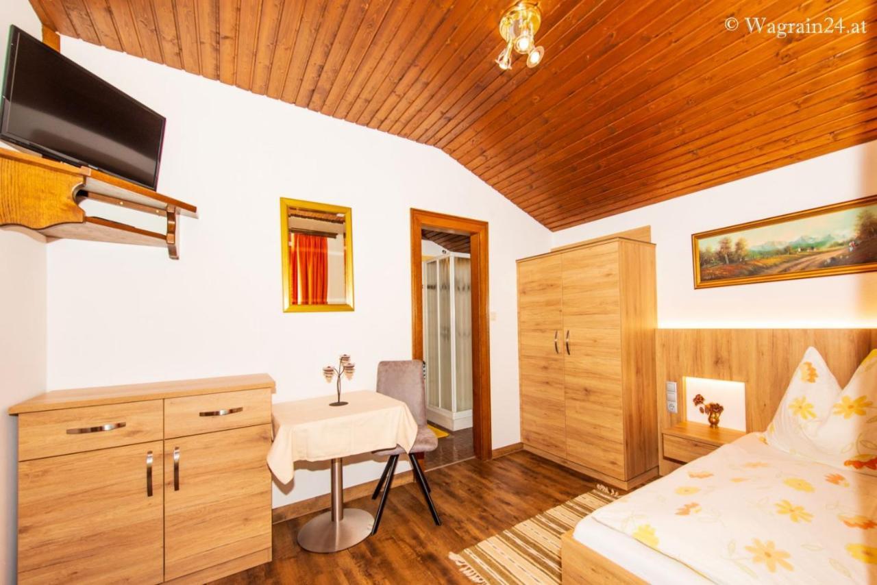 Pension Montana Ваграйн Екстер'єр фото