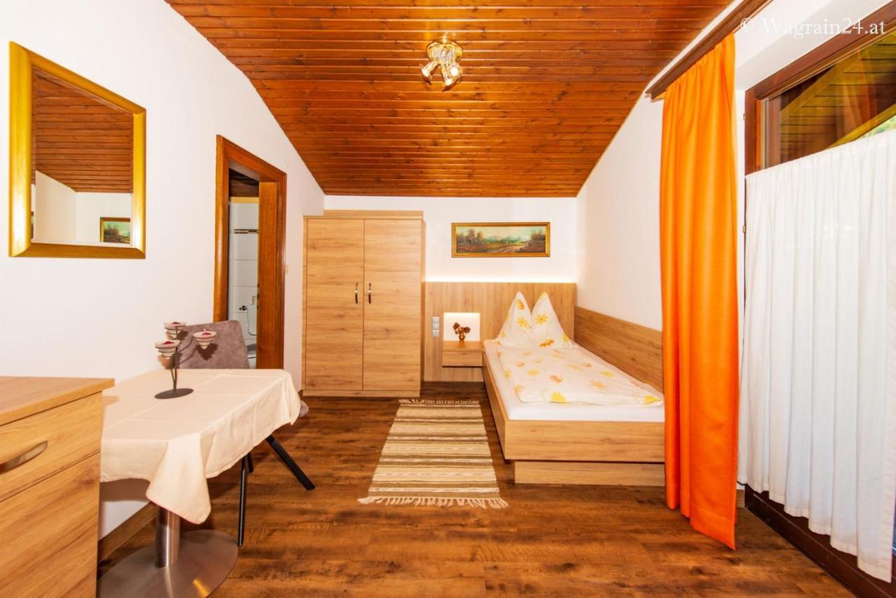 Pension Montana Ваграйн Екстер'єр фото