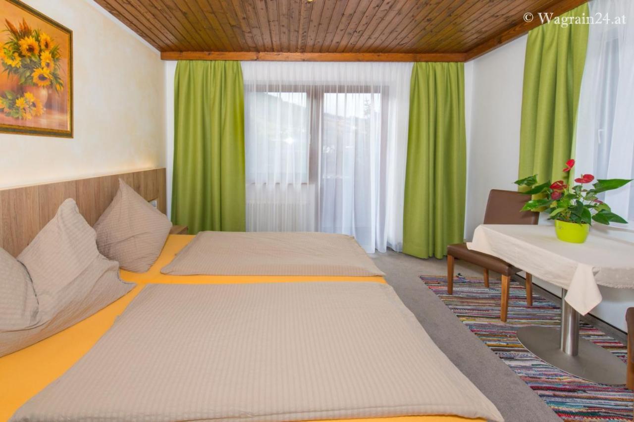 Pension Montana Ваграйн Екстер'єр фото